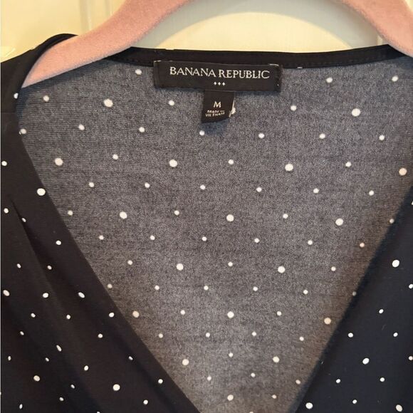 Banana Republic Black Polka Dot Wrap Top size M - Picture 3 of 5